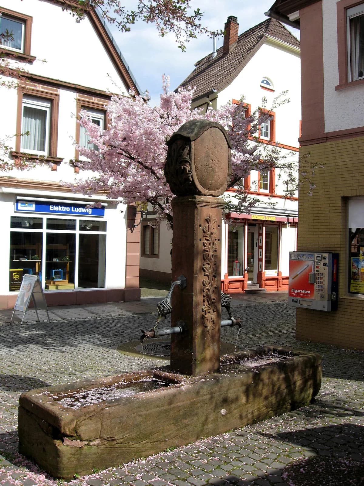 Brunnen am Rathaus